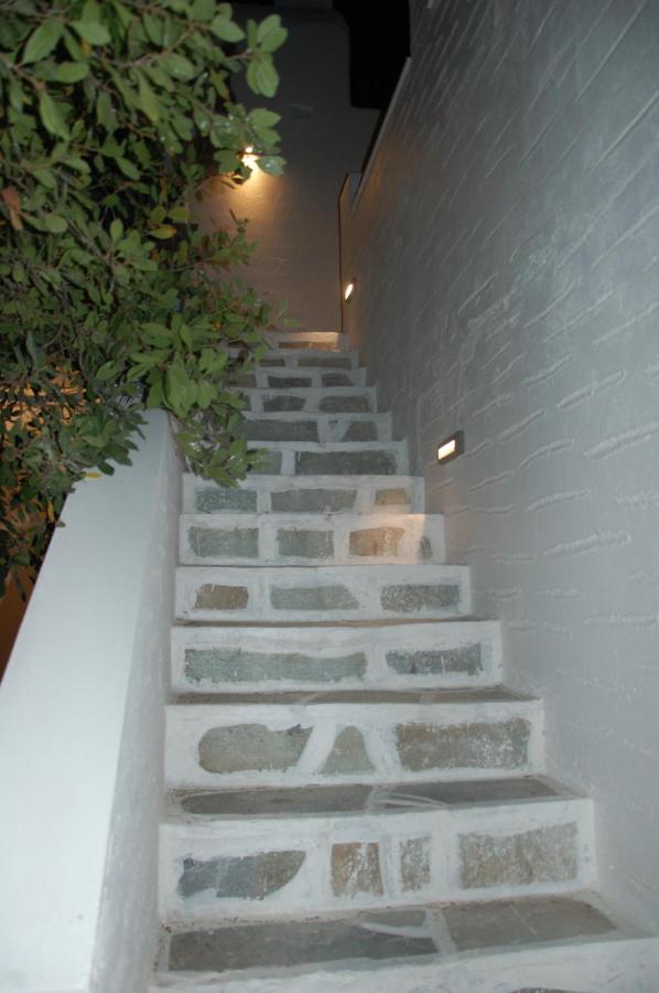 Rodi Apartments パロス島 エクステリア 写真